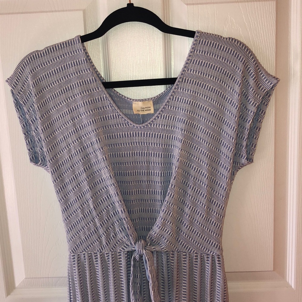 Super cute blue and white jumpsuit!